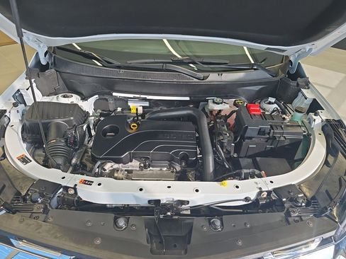 Used 2026 Chevrolet Equinox LT image 27