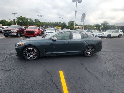 Used 2022 Kia Stinger GT2 AWD/4WD image 22