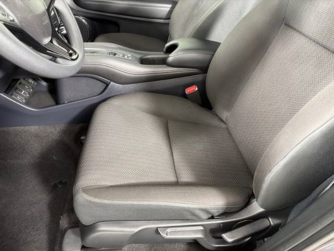 Used 2018 Honda HR-V EX image 12