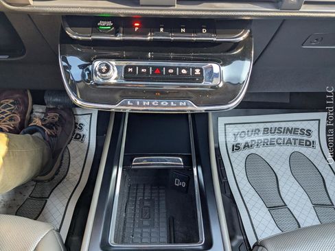 Used 2023 Lincoln Corsair Grand Touring w/ Equipment Group 301A image 31