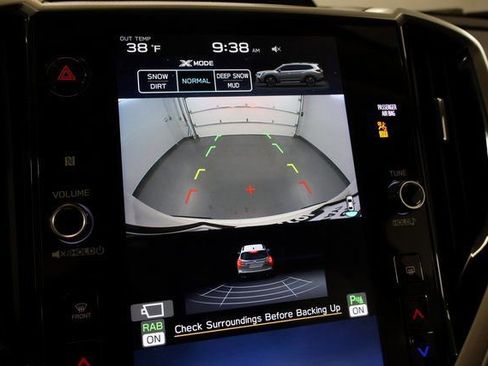 Used 2023 Subaru Ascent Limited w/ Technology Package image 27