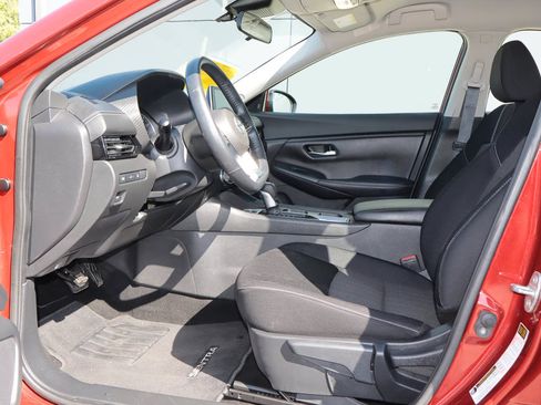 Used 2021 Nissan Sentra SV FWD image 7