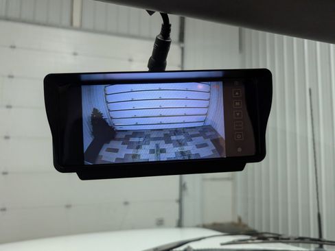 Used 2024 Ford E-350 and Econoline 350 Super Duty image 14