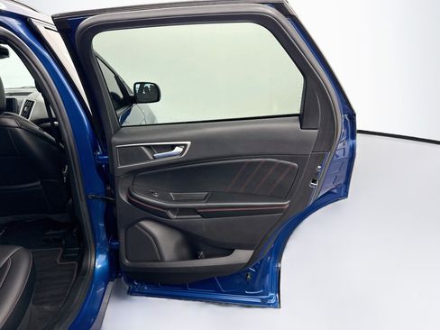 Used 2022 Ford Edge ST-Line AWD/4WD image 29