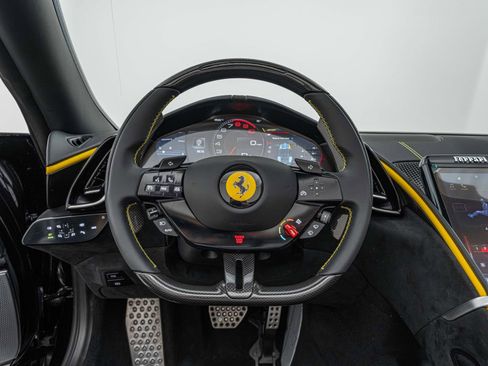 Certified 2025 Ferrari Roma Base image 38