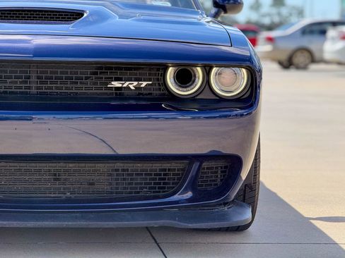 Used 2015 Dodge Challenger SRT Hellcat image 27