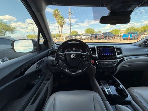 Used 2017 Honda Pilot Touring image 56