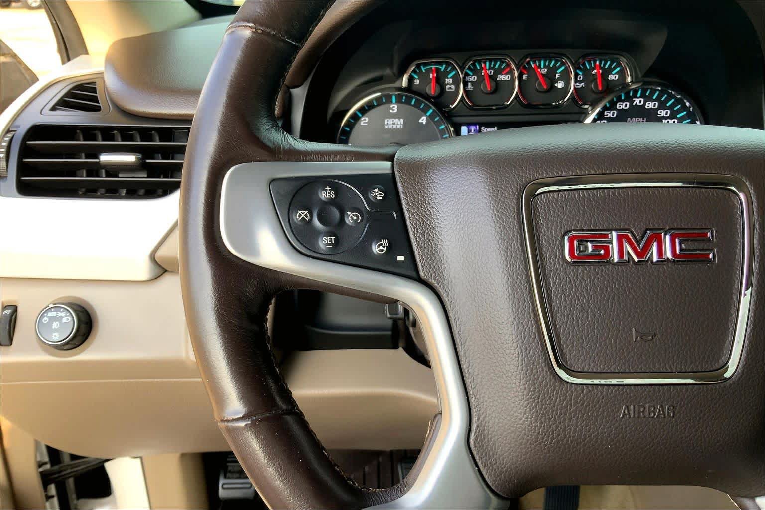 Used 2018 GMC Yukon SLT w/ Premium Edition RWD image 23