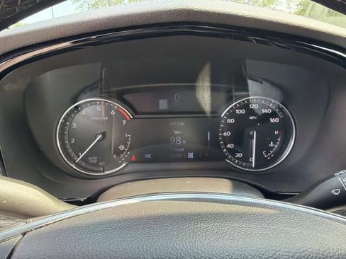 Used 2022 Cadillac XT5 Premium Luxury w/ LPO, Floor Liner Package AWD/4WD image 28