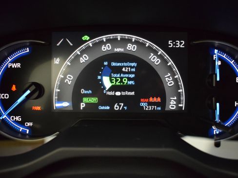 Used 2025 Toyota RAV4 LE image 16