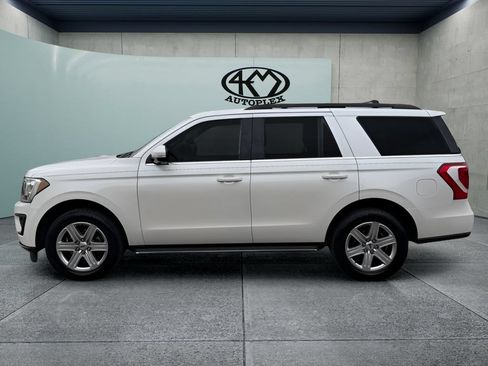 Used 2018 Ford Expedition XLT w/ Equipment Group 202A RWD image 6