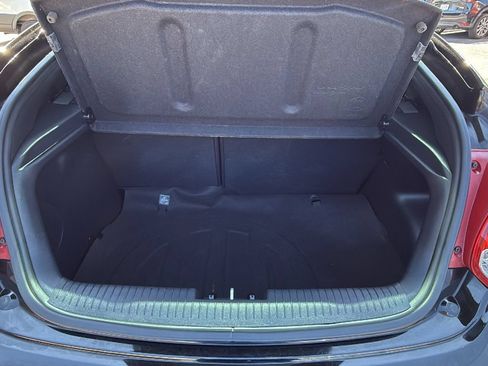 Used 2013 Hyundai Veloster Turbo w/ Ultimate Pkg FWD image 12