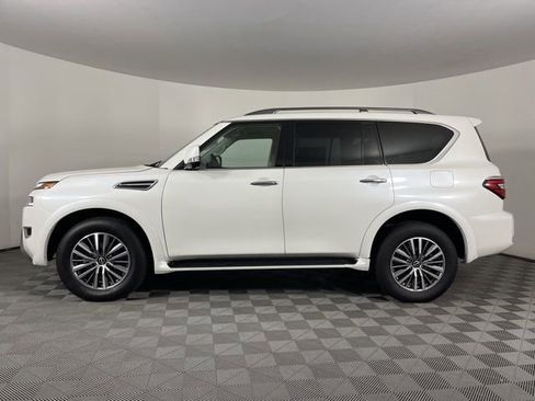 Used 2023 Nissan Armada SL image 6