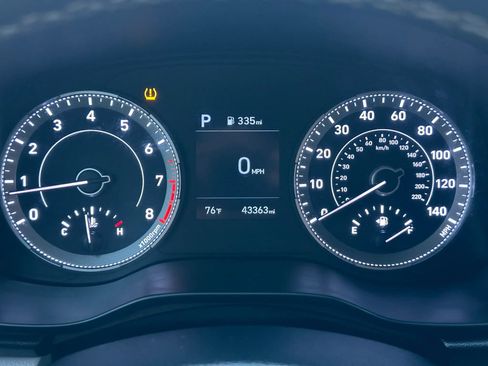 Used 2021 Hyundai Venue SEL FWD image 17