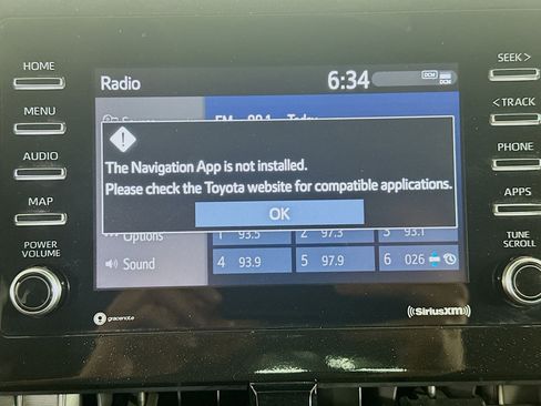 Used 2024 Toyota Camry LE w/ Convenience Package image 22