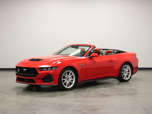 Used 2024 Ford Mustang GT Premium RWD image 13