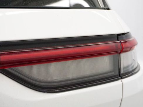 Certified 2023 Jeep Grand Cherokee Limited w/ Black Appearance Package image 12