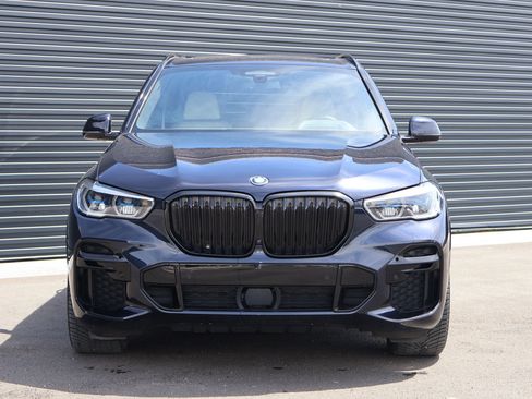 Used 2023 BMW X5 xDrive45e w/ Executive Package AWD/4WD image 2