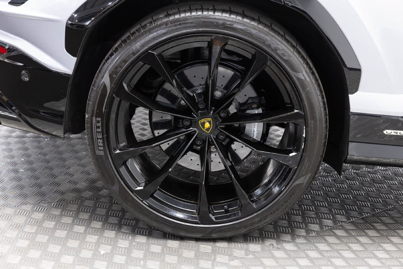 Used 2024 Lamborghini Urus S AWD/4WD image 55