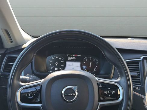 Used 2019 Volvo XC90 T6 Momentum w/ Advanced Package AWD/4WD image 13