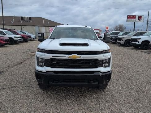 New 2026 Chevrolet Silverado 2500 Custom w/ Custom Value Package image 17
