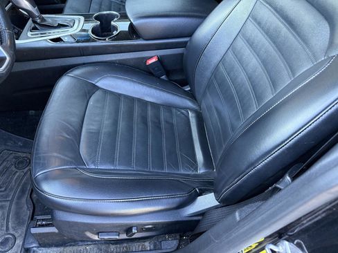 Used 2015 Ford Edge SEL w/ Equipment Group 201A AWD/4WD image 10