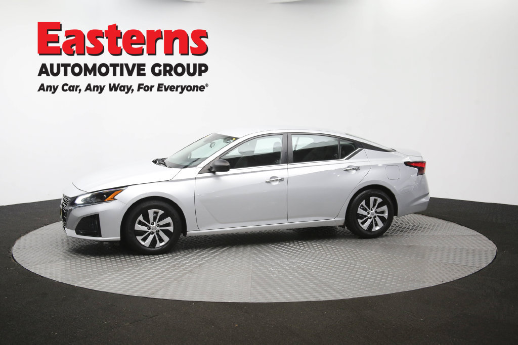 Used 2024 Nissan Altima 2.5 S FWD image 59