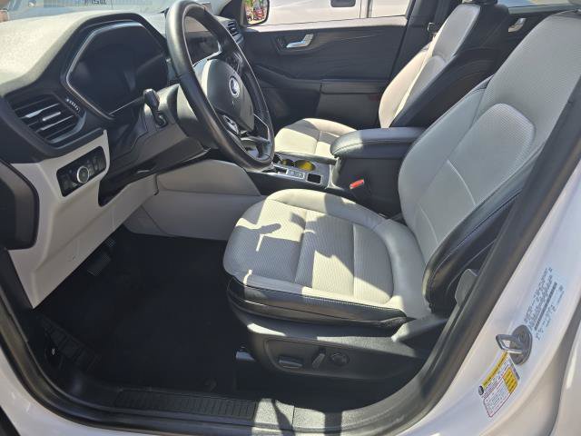 Used 2023 Ford Escape Platinum AWD/4WD image 9