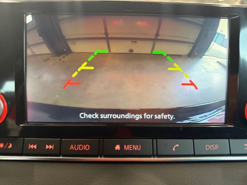Used 2025 Nissan Sentra S FWD image 15