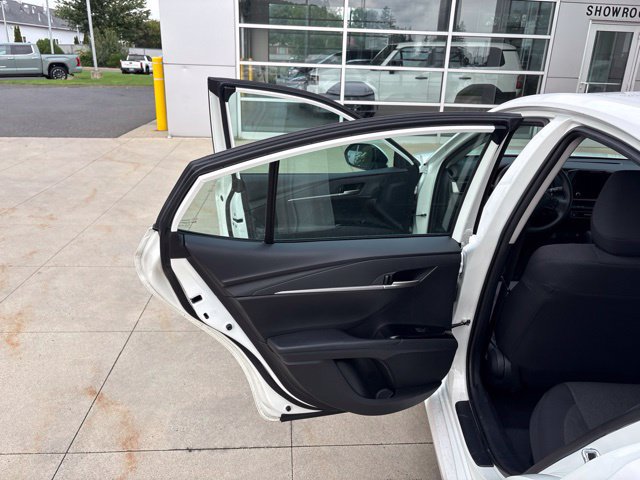 Used 2025 Toyota Camry LE FWD image 26