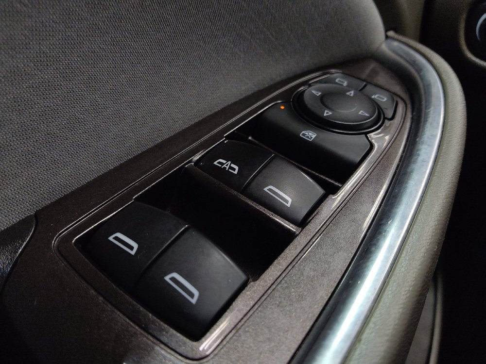 Used 2020 Chevrolet Malibu LT FWD image 27