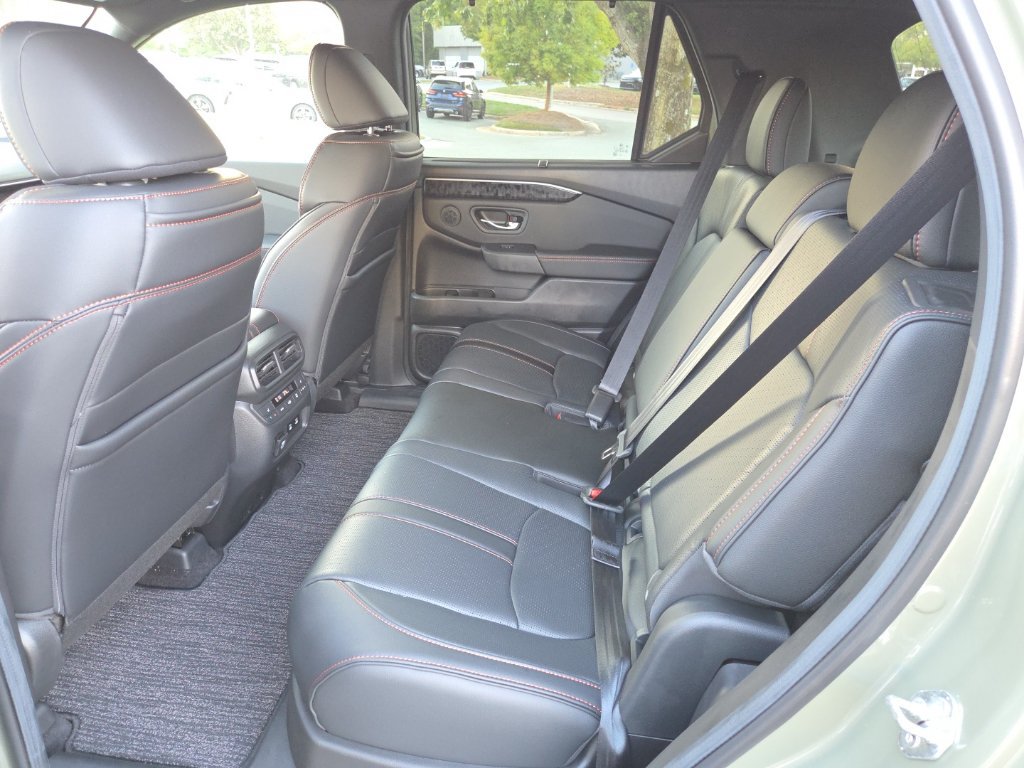Used 2026 Honda Passport TrailSport Elite image 6