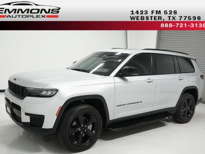 Used 2023 Jeep Grand Cherokee L Laredo