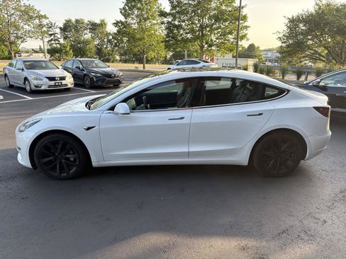 Used 2018 Tesla Model 3 Long Range RWD image 5