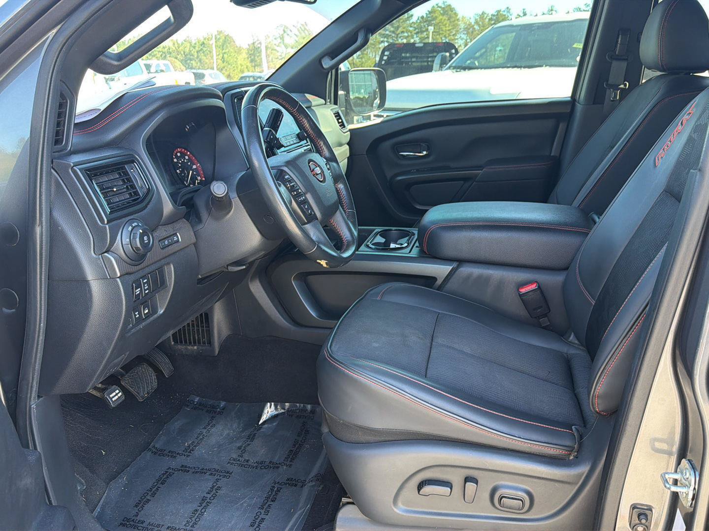 Used 2024 Nissan Titan PRO-4X w/ Off Road Protection Package AWD/4WD image 9