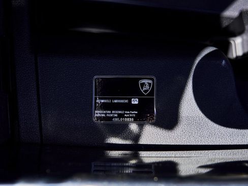 Used 2024 Lamborghini Urus Performante image 27