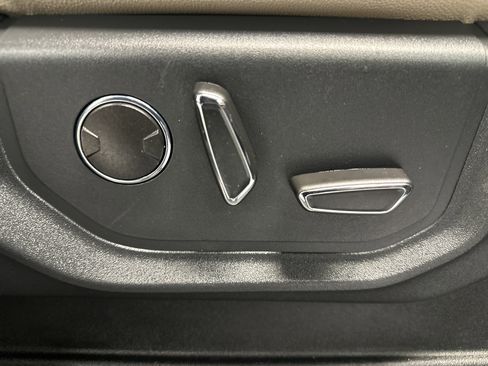 Certified 2022 Ford Expedition Max Limited image 26