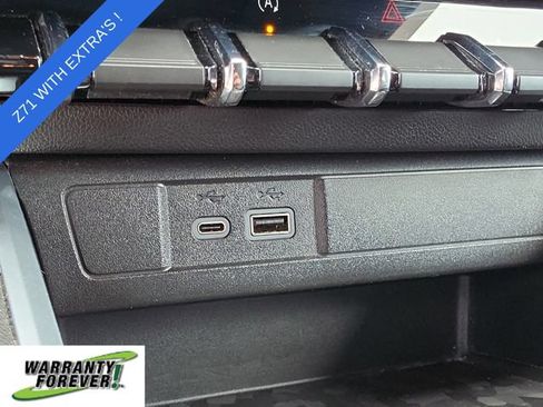 Used 2023 Chevrolet Colorado Z71 w/ Z71 Convenience Package 2 AWD/4WD image 26