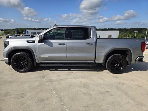 Used 2023 GMC Sierra 1500 Elevation w/ X31 Off-Road Package AWD/4WD image 5