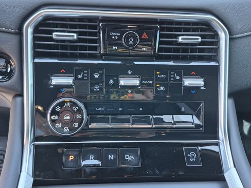 New 2026 Nissan Armada SL w/ Captain's Chari Seat Package AWD/4WD image 28