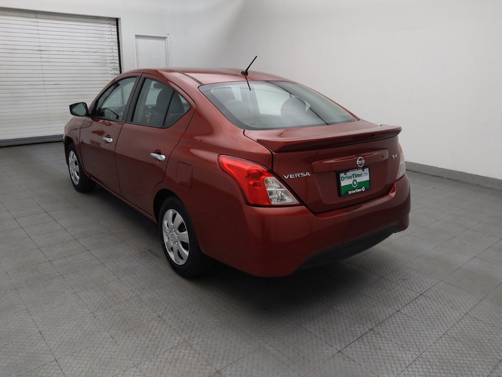 Used 2019 Nissan Versa SV FWD image 5