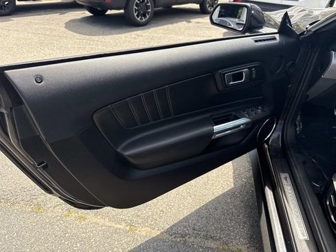 Used 2022 Ford Mustang GT Premium RWD image 17
