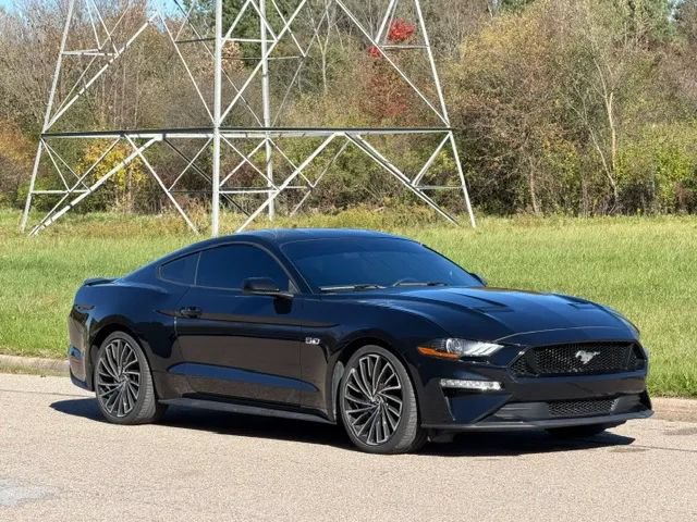 Used 2018 Ford Mustang GT w/ Equipment Group 301A RWD image 4