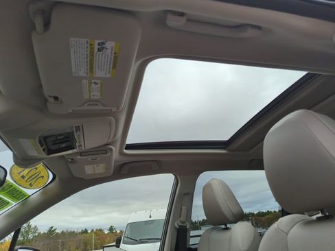 Used 2021 Subaru Forester Limited image 28