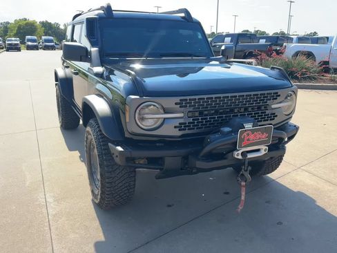 Used 2024 Ford Bronco Everglades AWD/4WD image 2
