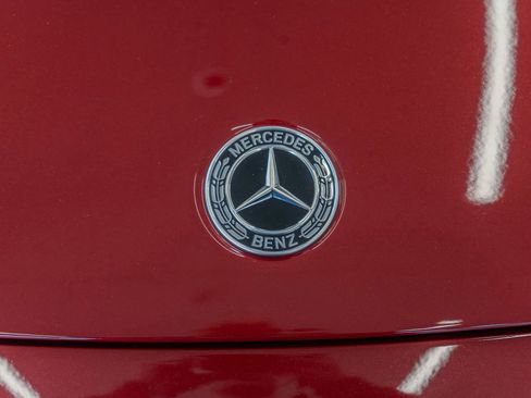 New 2026 Mercedes-Benz GLB 250 4MATIC image 5