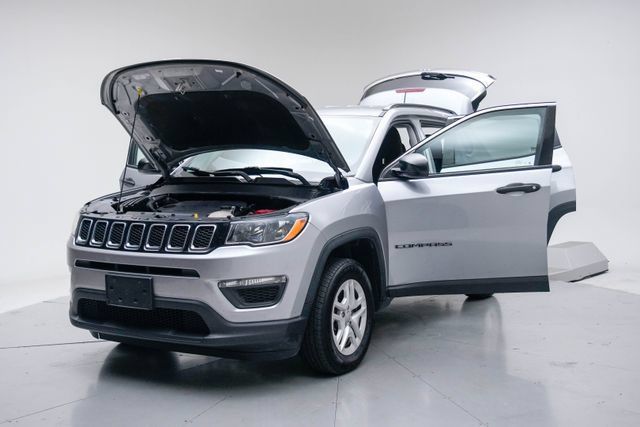 Used 2019 Jeep Compass Sport AWD/4WD image 17