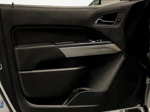 Used 2022 Chevrolet Colorado LT w/ Fleet Safety Package RWD image 20