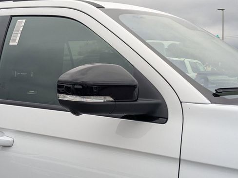 New 2025 Ford Expedition Platinum w/ Stealth Performance Package image 11