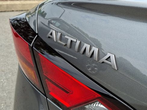 Used 2023 Nissan Altima 2.5 SV AWD/4WD image 28